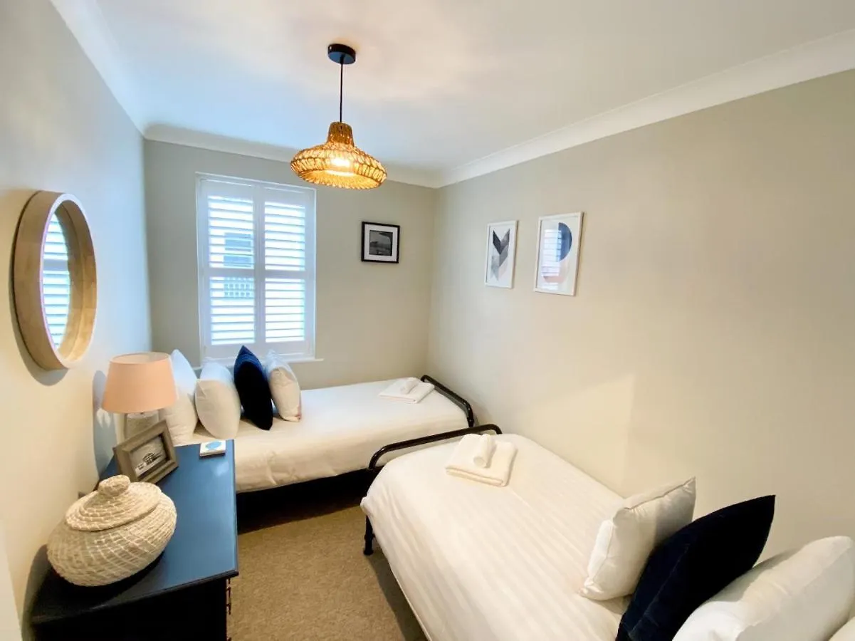 Burlington Street With Free Parking Nr Brighton College And Hospital Apartment