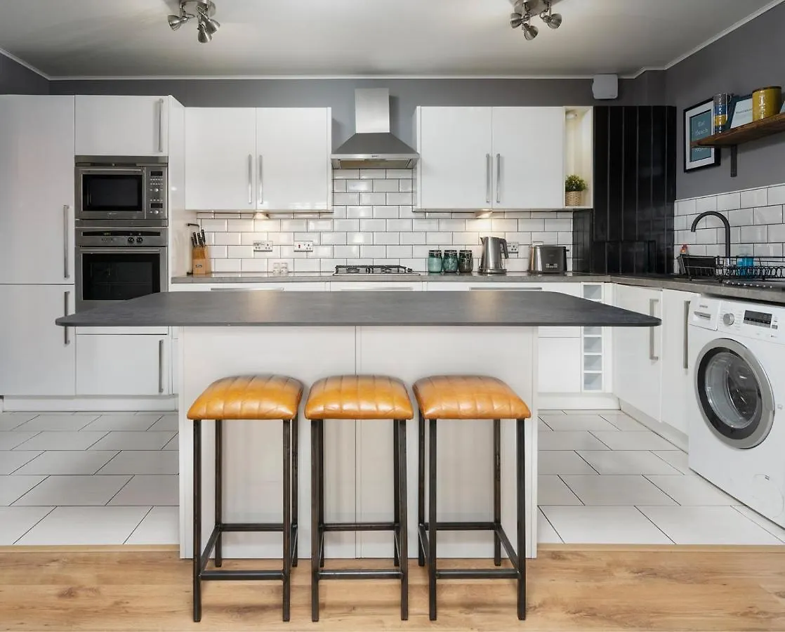 Burlington Street With Free Parking Nr Brighton College And Hospital Apartment