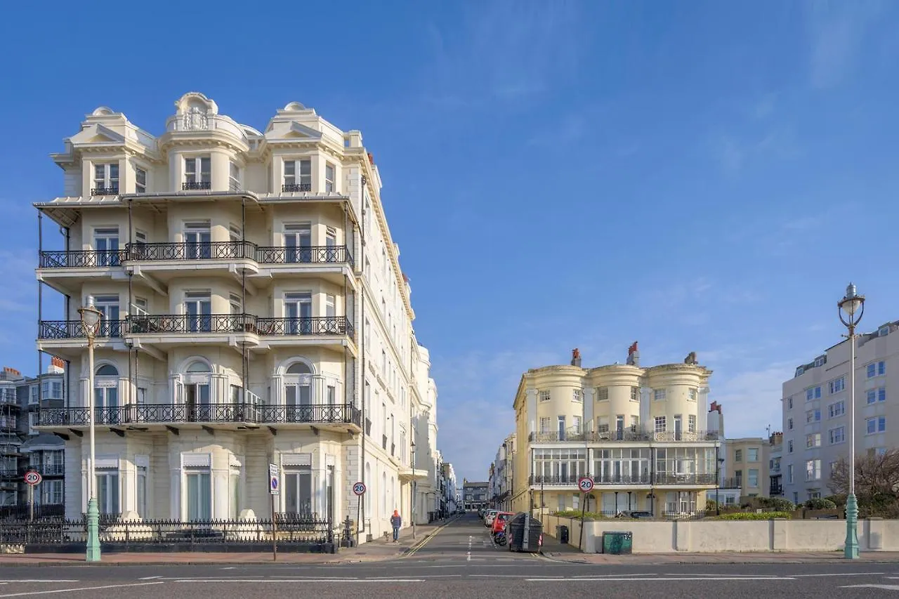 Burlington Street With Free Parking Nr Brighton College And Hospital Apartment
