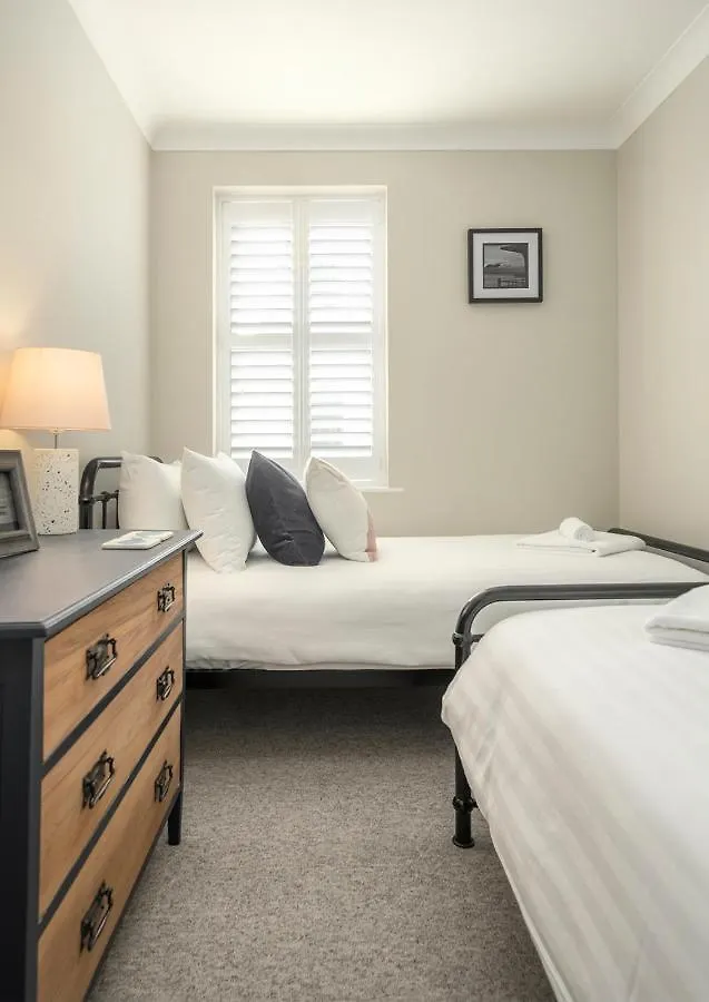 Burlington Street With Free Parking Nr Brighton College And Hospital Apartment
